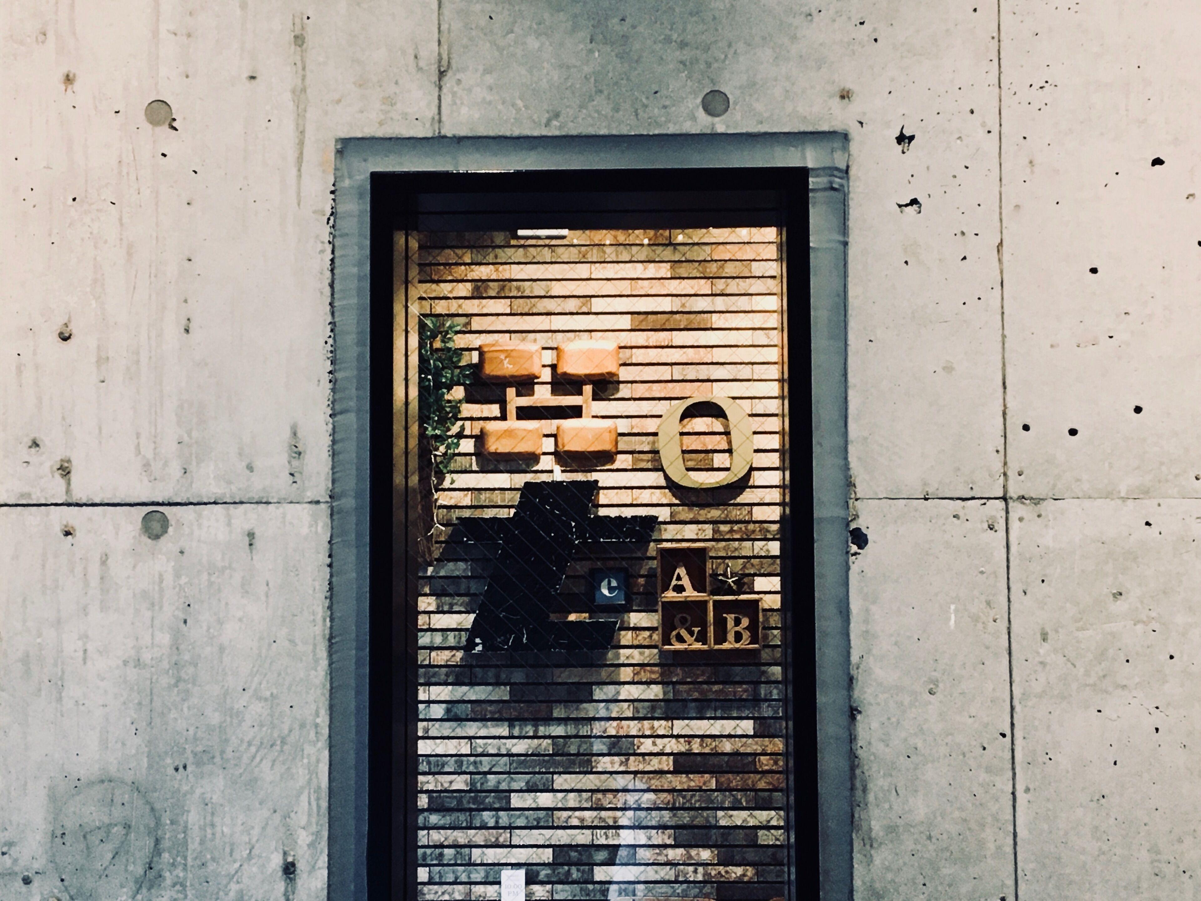 Kangaroo Hotel Side B — Photos 2